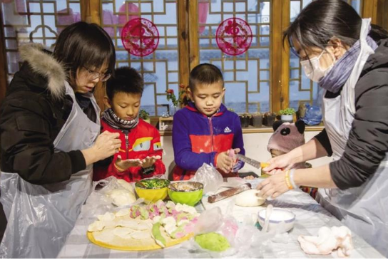 包餃子 做花燈 歡樂(lè)過(guò)新年 晴望川研學(xué)親子活動(dòng)其樂(lè)融融