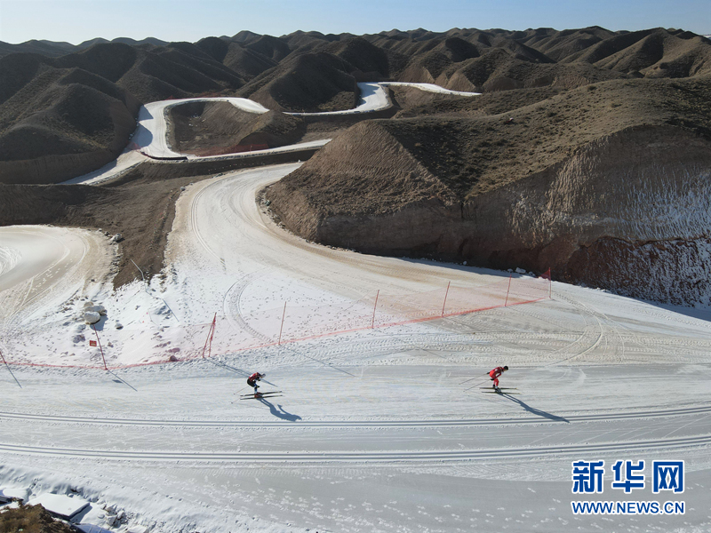 池春雪在全國(guó)越野滑雪冠軍賽斬獲第三金