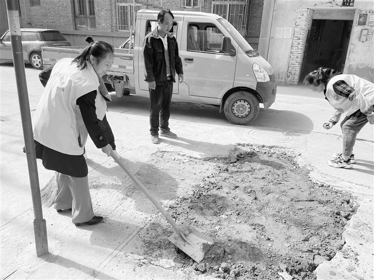 蘭州龔家灣街道民樂路社區(qū)“民熙橋”工程：架起為民服務的“連心橋”