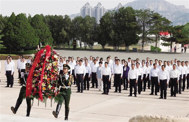 蘭州市委理論學(xué)習(xí)中心組黨史學(xué)習(xí)教育暨市級領(lǐng)導(dǎo)干部專題讀書班開班把牢前進方向 展示擔當作為開創(chuàng)發(fā)展新局面