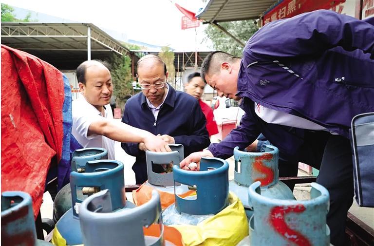 蘭州市開展氣瓶安全隱患排查對安全問題堅決“零容忍”