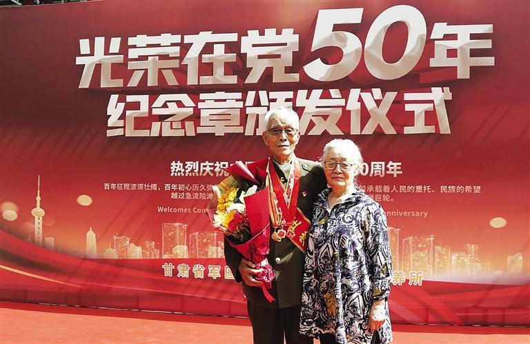 95歲老兵李振朝：血戰(zhàn)沈家?guī)X 英雄故事幾天幾夜說不完