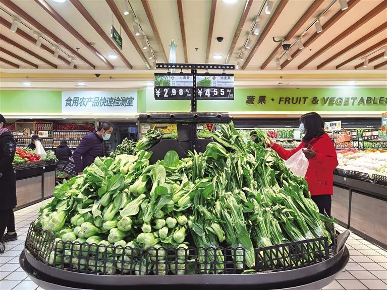 街頭門(mén)店叫賣(mài)聲起 大型商超客流日增 疫情之下蘭州商貿(mào)服務(wù)業(yè)逐漸恢復(fù)