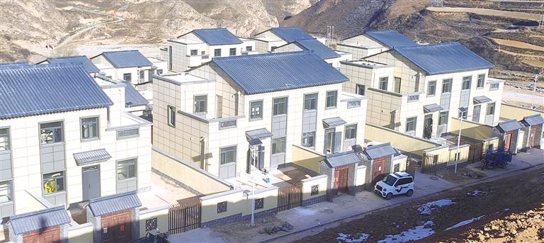 榆中縣受災(zāi)群眾陸續(xù)搬進新居